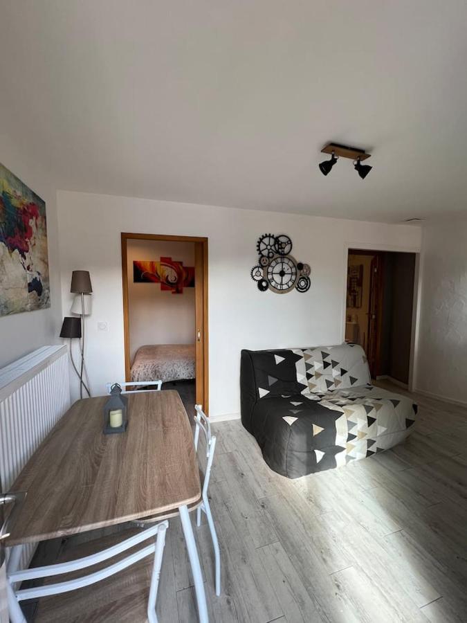 Charmant Appartement Calme Et Lumineux Chateauvieux  ภายนอก รูปภาพ