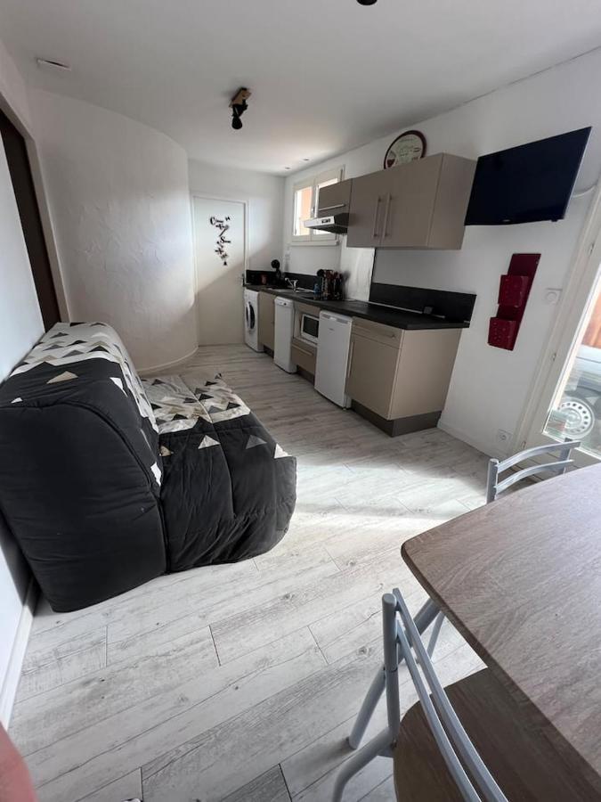 Charmant Appartement Calme Et Lumineux Chateauvieux  ภายนอก รูปภาพ